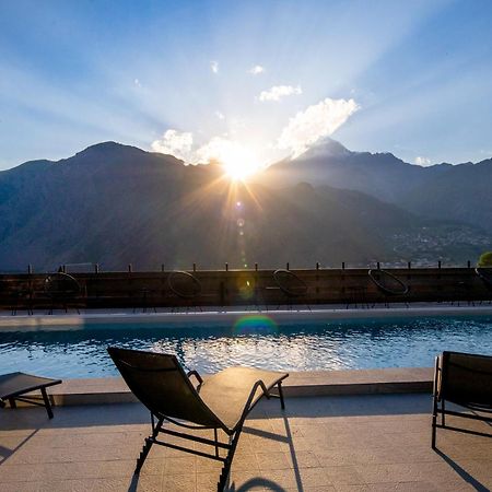 Kazbegi Targmani Cottages Ngoại thất bức ảnh