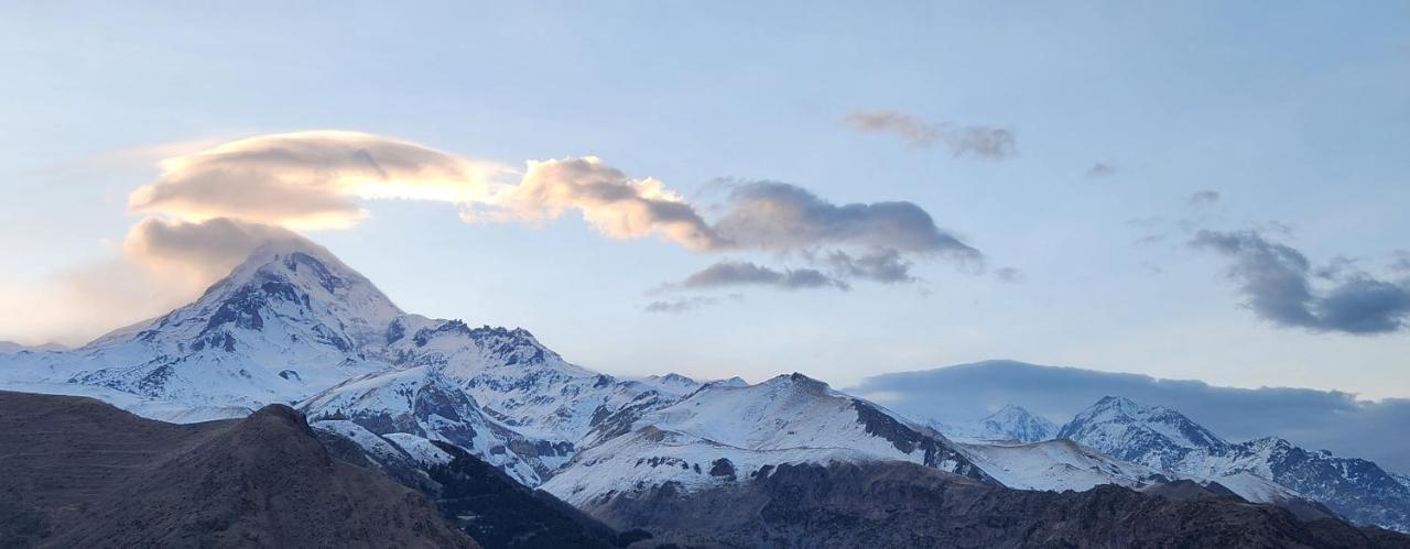 Kazbegi Targmani Cottages Ngoại thất bức ảnh